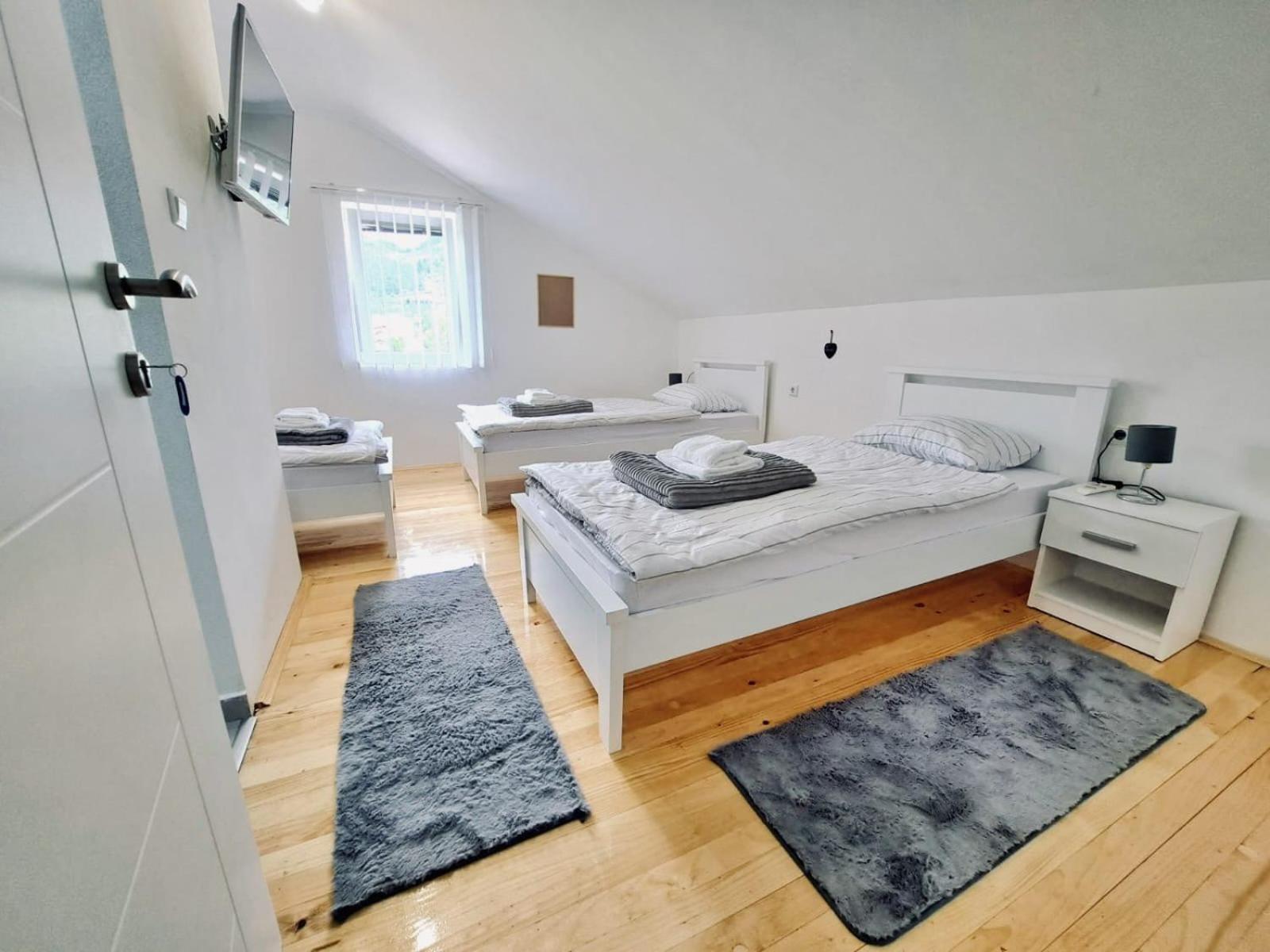 Bed and Breakfast Sobe Zizi Jajce Zewnętrze zdjęcie