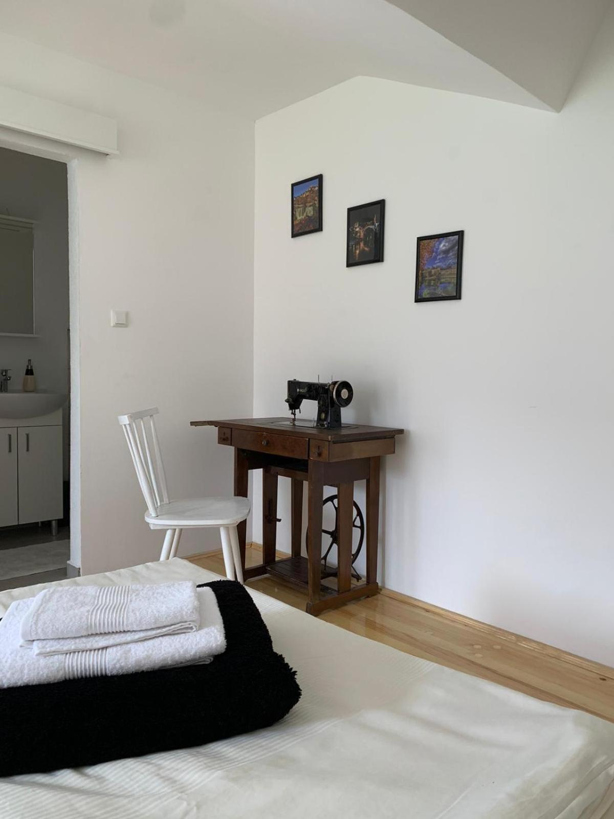 Bed and Breakfast Sobe Zizi Jajce Zewnętrze zdjęcie