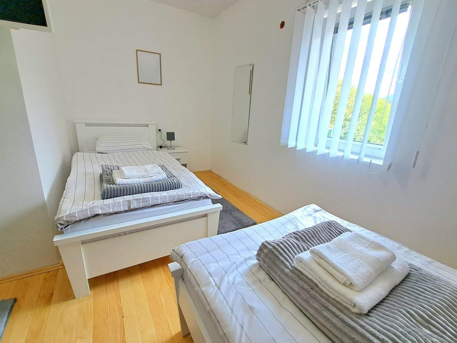 Bed and Breakfast Sobe Zizi Jajce Zewnętrze zdjęcie