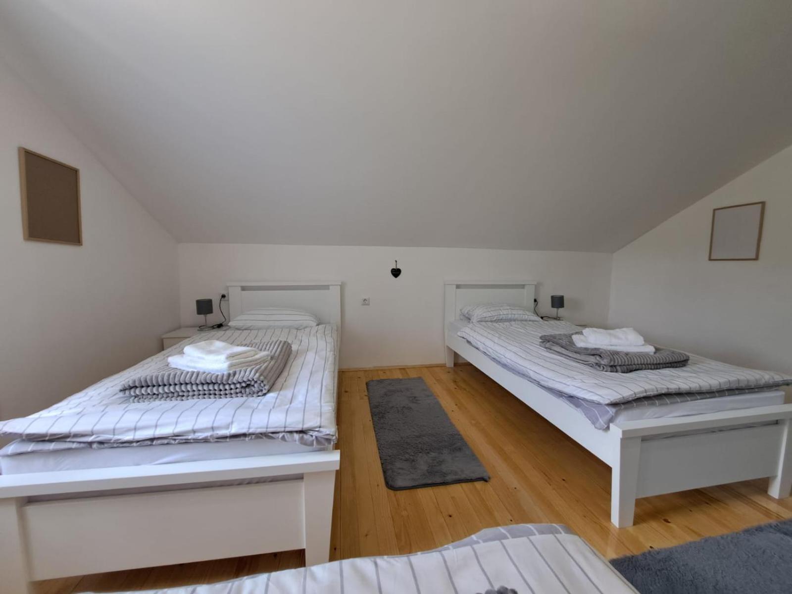 Bed and Breakfast Sobe Zizi Jajce Zewnętrze zdjęcie