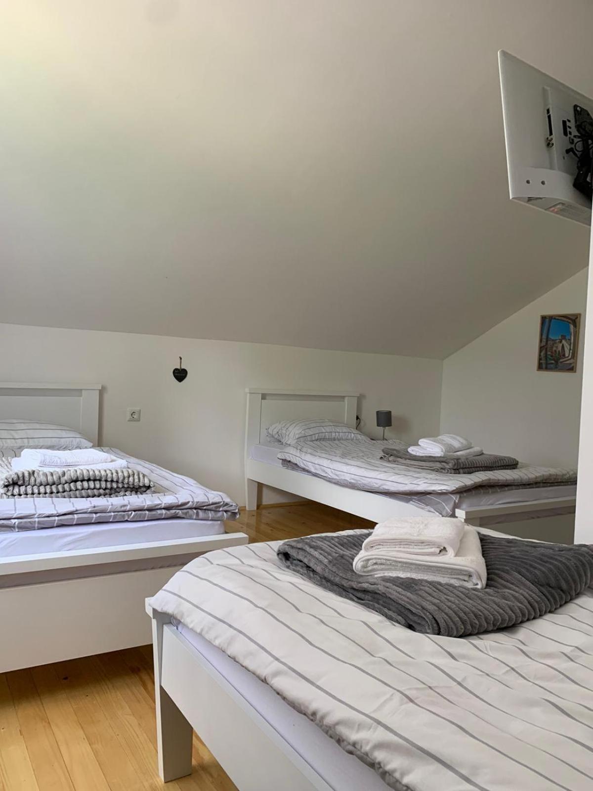 Bed and Breakfast Sobe Zizi Jajce Zewnętrze zdjęcie