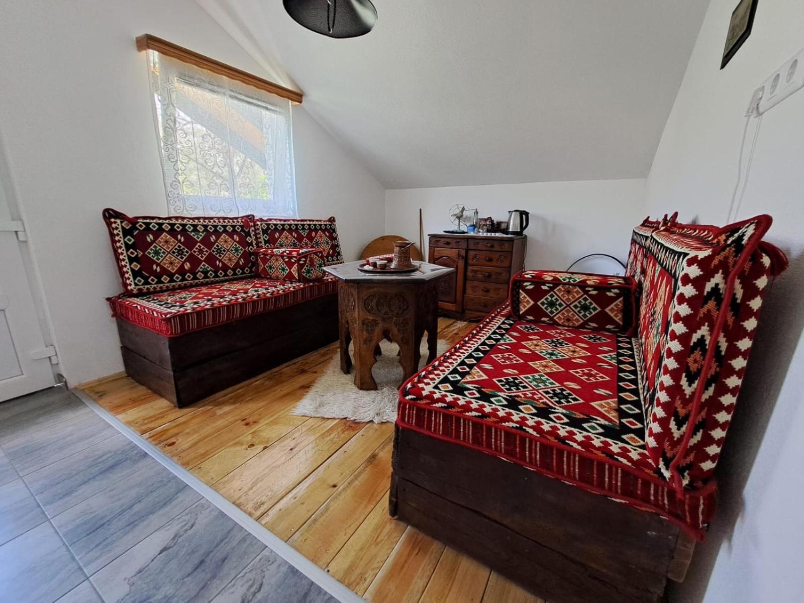 Bed and Breakfast Sobe Zizi Jajce Zewnętrze zdjęcie