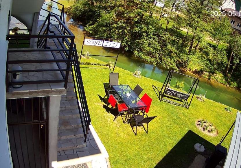 Bed and Breakfast Sobe Zizi Jajce Zewnętrze zdjęcie