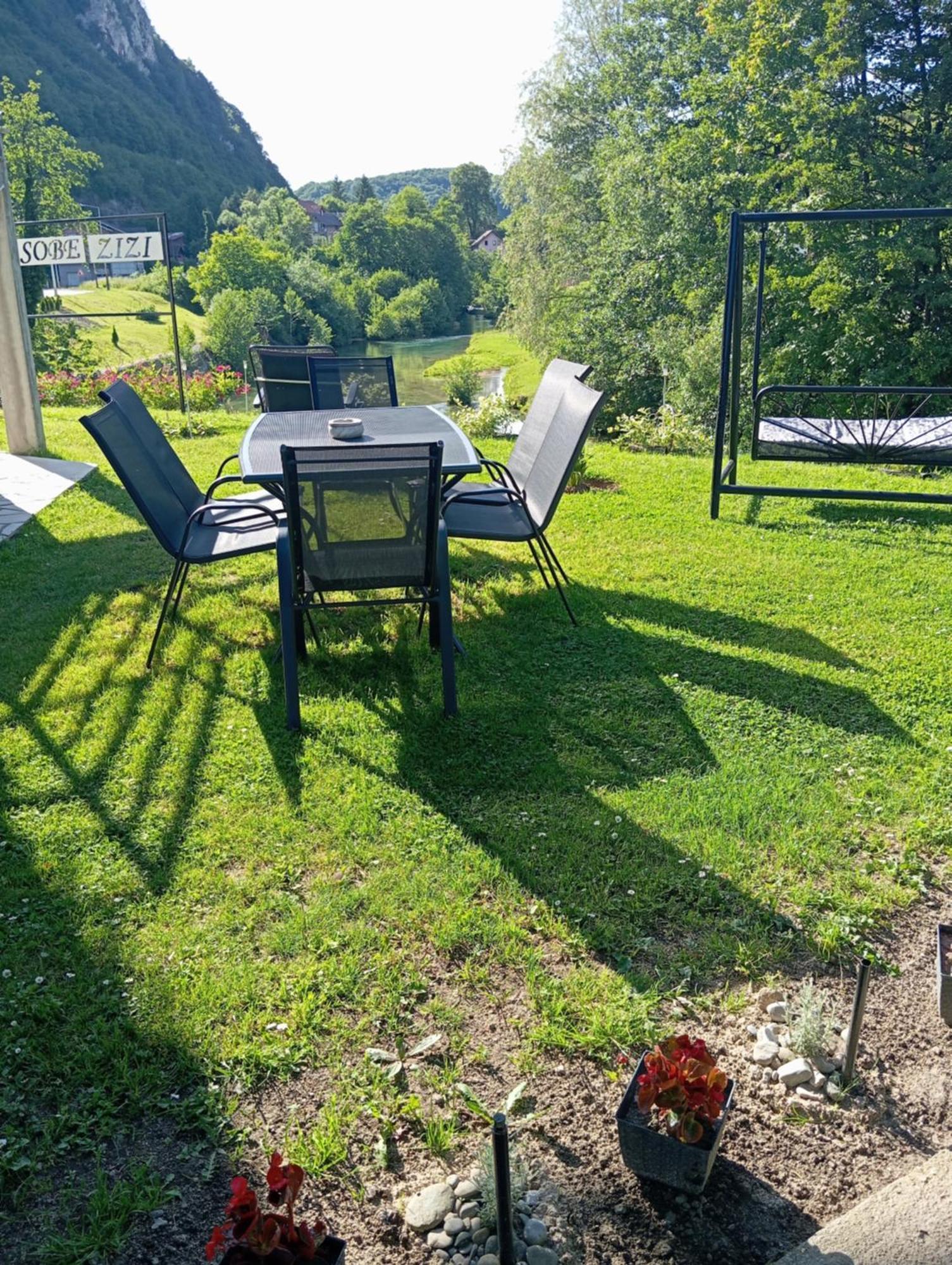 Bed and Breakfast Sobe Zizi Jajce Zewnętrze zdjęcie