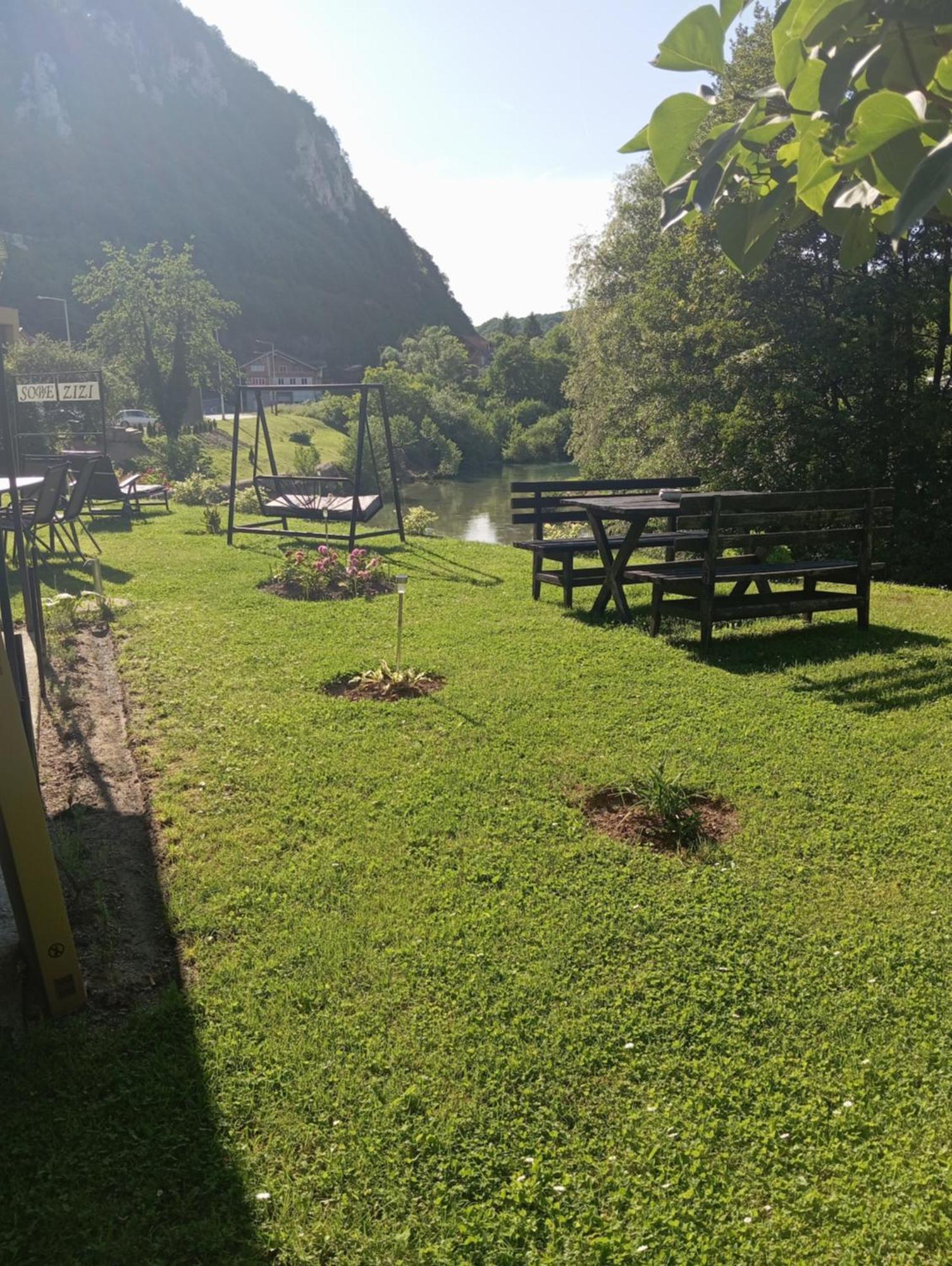 Bed and Breakfast Sobe Zizi Jajce Zewnętrze zdjęcie